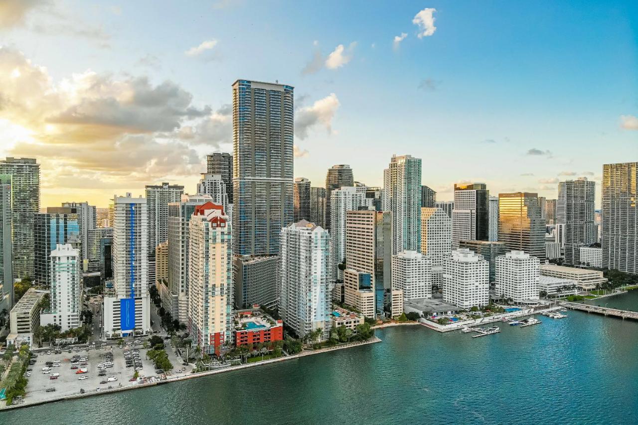 The Club At Brickell Bay Luxury Suites Miami Exterior foto